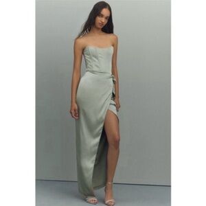 V. Chapman June Corset Strapless Front Slit Gown Green Sage NWOT *Flaw*